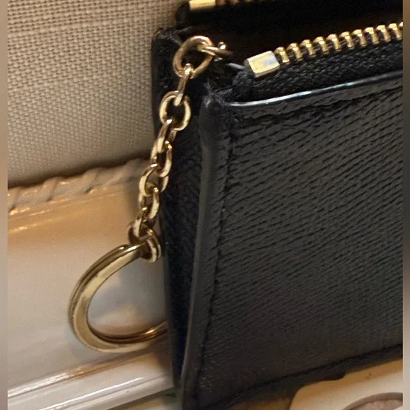 Coach Logo Cross-grain Mini Skinny ID Case with keychain loop - Picture 5 of 11